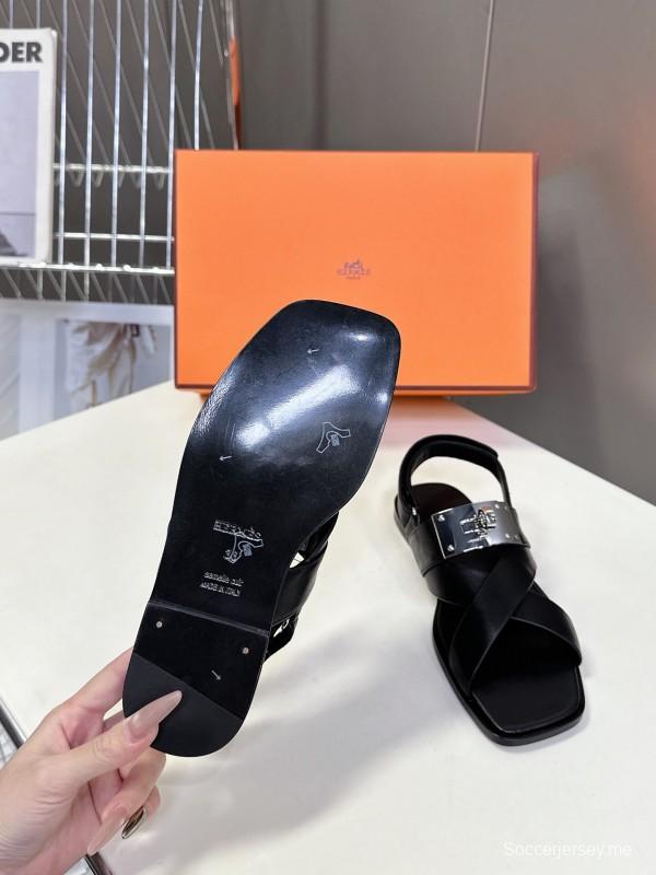 2025 Women Hermès Black Leather Sandals Metal Buckle KFY00300