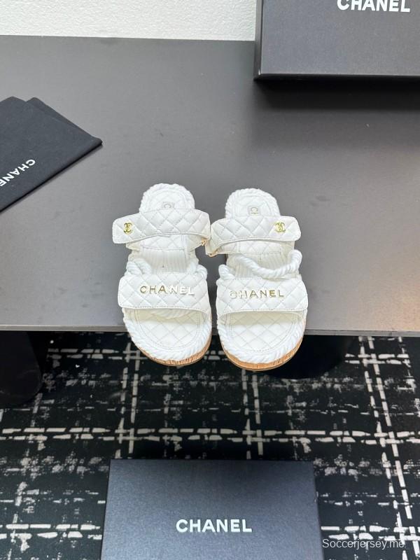 2025 Slippers Chanel White Quilted Fabric Cork Sole LY00250