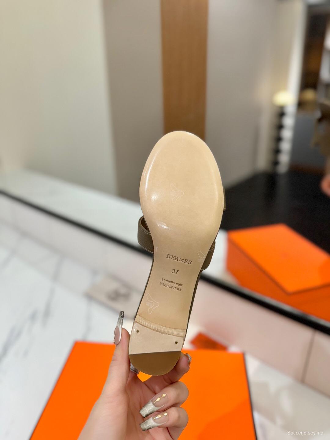 2025 Women Hermès Khaki Leather Sandals