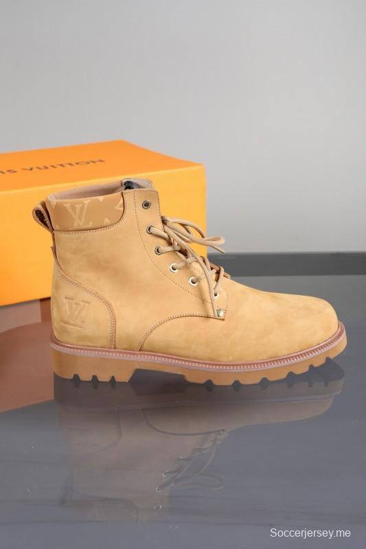 2024 Men Louis Vuitton Beige Nubuck Leather Ankle Boots MJ00470