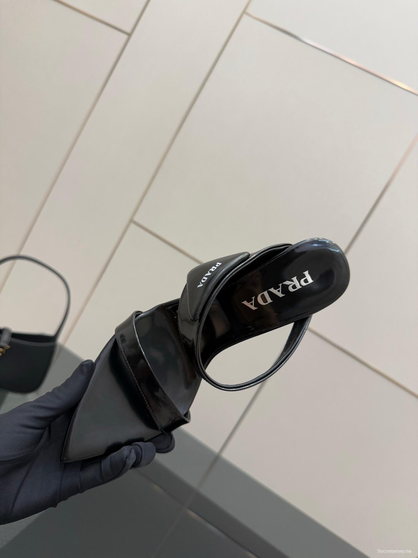 2025 Women Prada Black Leather Sandals