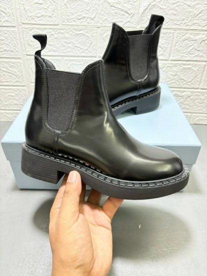 2024 Unisex Prada Black Patented Leather Imported Calfskin Chelsea Boots MJ00360