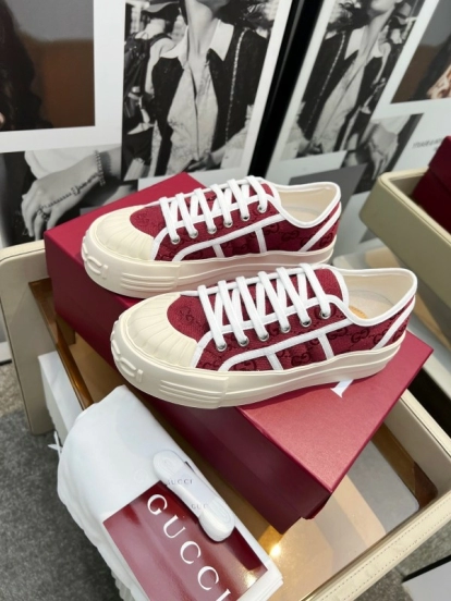2025 Women Gucci Red White Canvas Sneakers