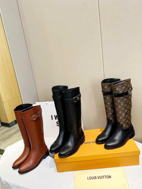 2024 Women Louis Vuitton Black Full Grain Leather Knee High Boots MJ00400