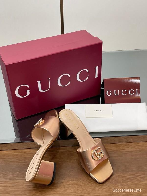 2025 Women Gucci Pink Leather Sandals GG Crystal Buckle LY00280
