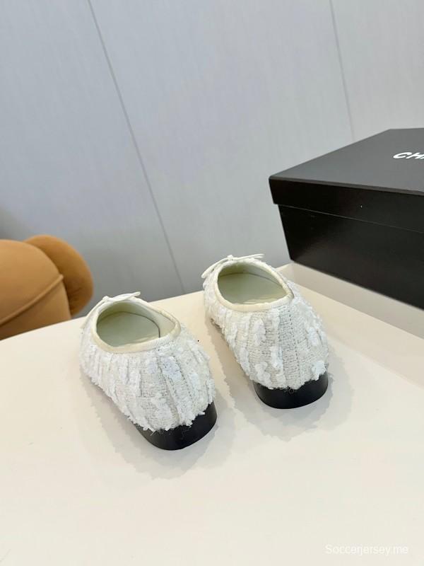 2025 Women Chanel White Black Lambskin Ballet Flats