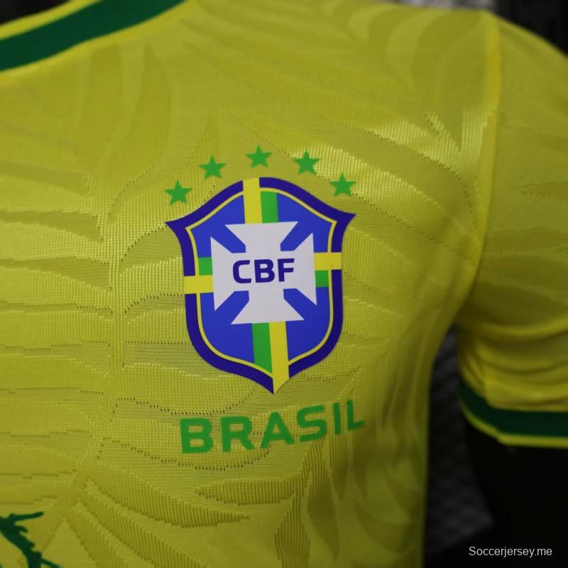 إصدار اللاعب 2025 قميص البرازيل أصفر بنقشة حيوان أخضر اللون الأصفر مع قميص أخضر بنقشة حيوان