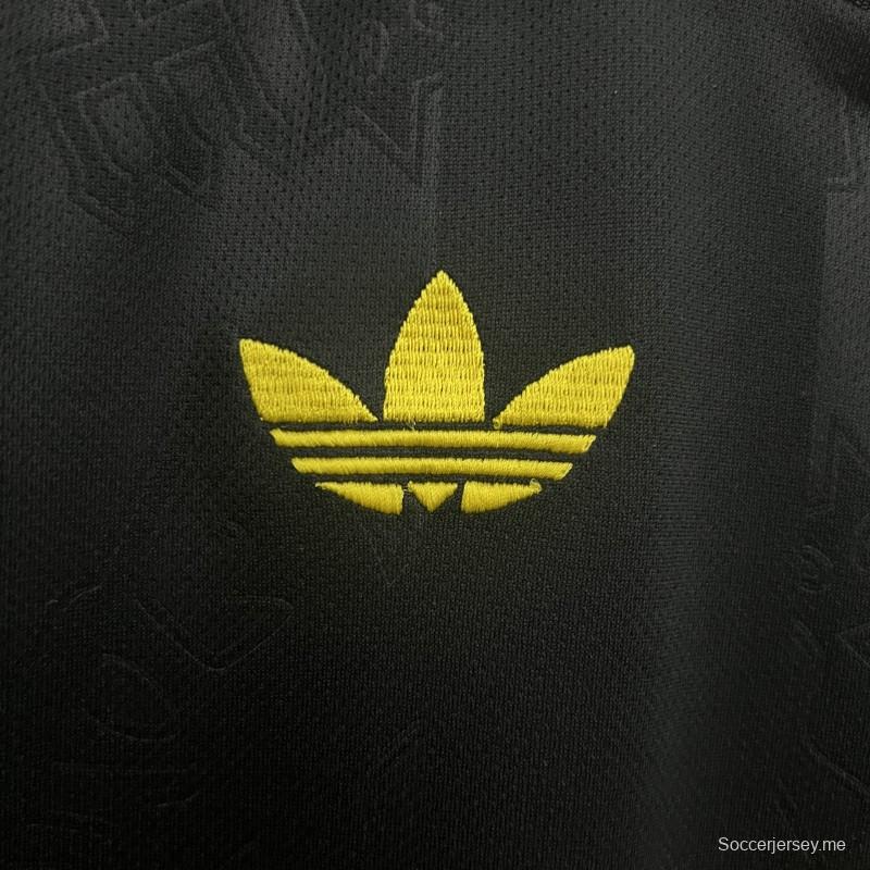 25/26 قميص مانشستر يونايتد الثالث