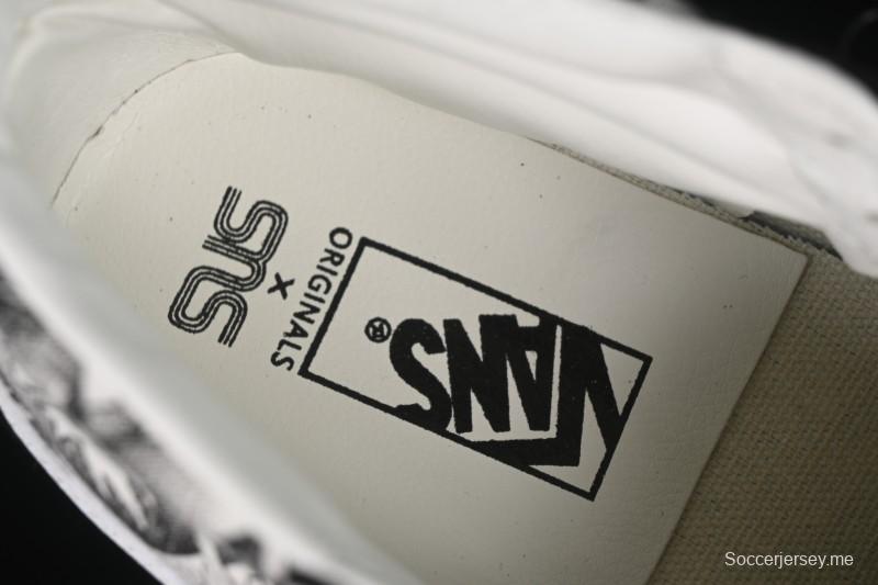 حذاء تزلج سكيت كلاسيك من فانس Sk8-Mid Classic - VN0A347UVGD