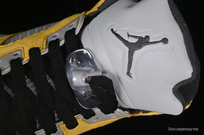 حذاء كرة السلة نايك اير جوردان 5 ريترو طوكيو ليمتد من نايك - IO3372-700