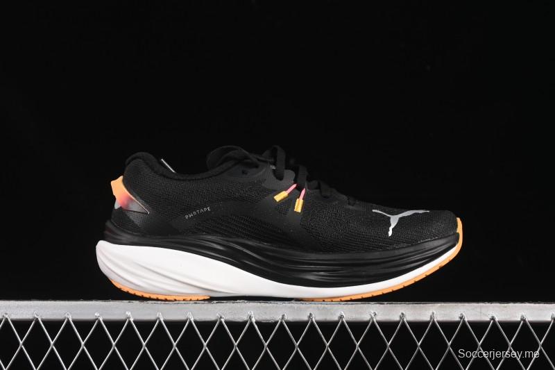 حذاء الجري ديفييت نترو 3 من بوما ديفييت نترو 3 المريح والمقاوم للانزلاق ذو الكعب المنخفض - 378450-02