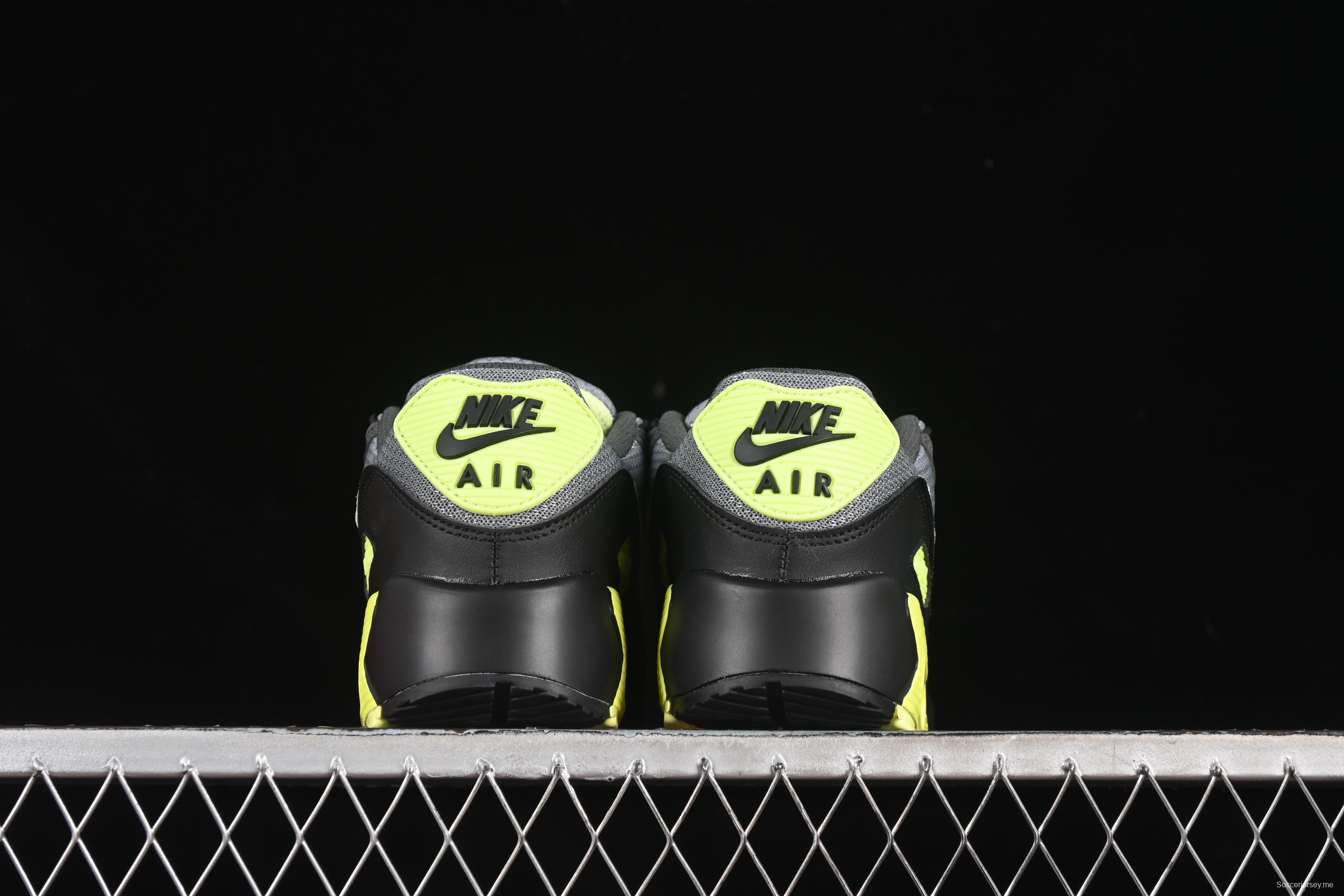 حذاء الجري اير ماكس 90 ريترو من نايك مع وسادة هوائية مرئية - DM0029-012