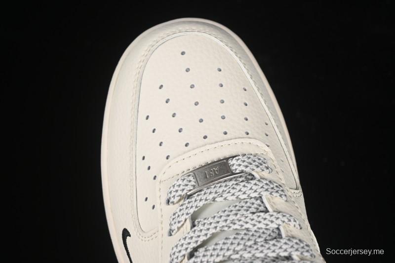 حذاء نايك اير فورس 1'07 منخفض كاجوال مع سووش أسود ثلاثي - XX3168-183