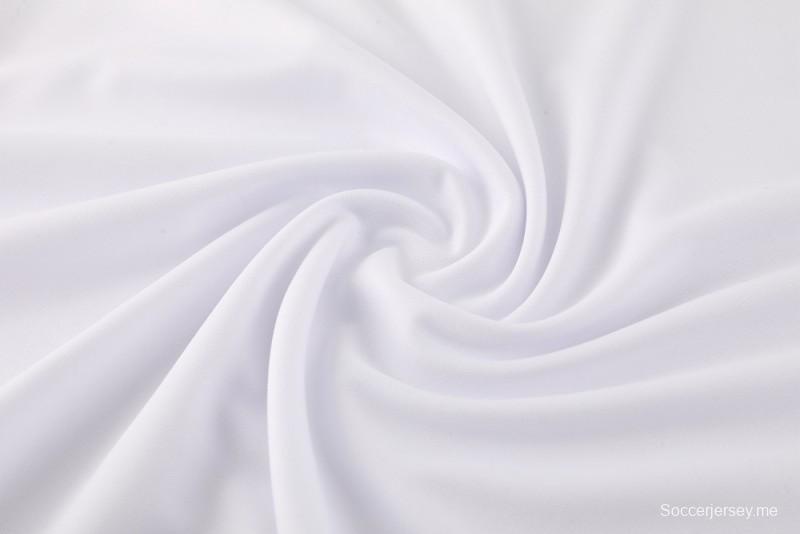 2025 قميص أبيض قصير الأكمام + شورت قصير الأكمام من نايك 2025