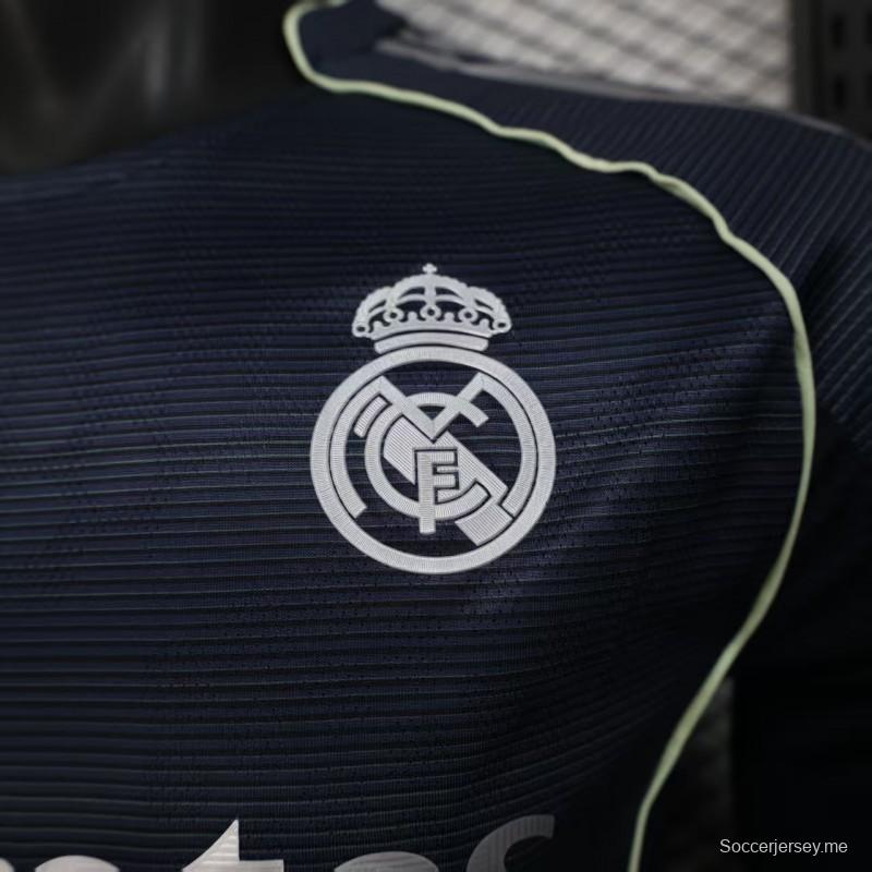 إصدار اللاعب 25/26 قميص بأكمام طويلة الأكمام لريال مدريد خارج الديار