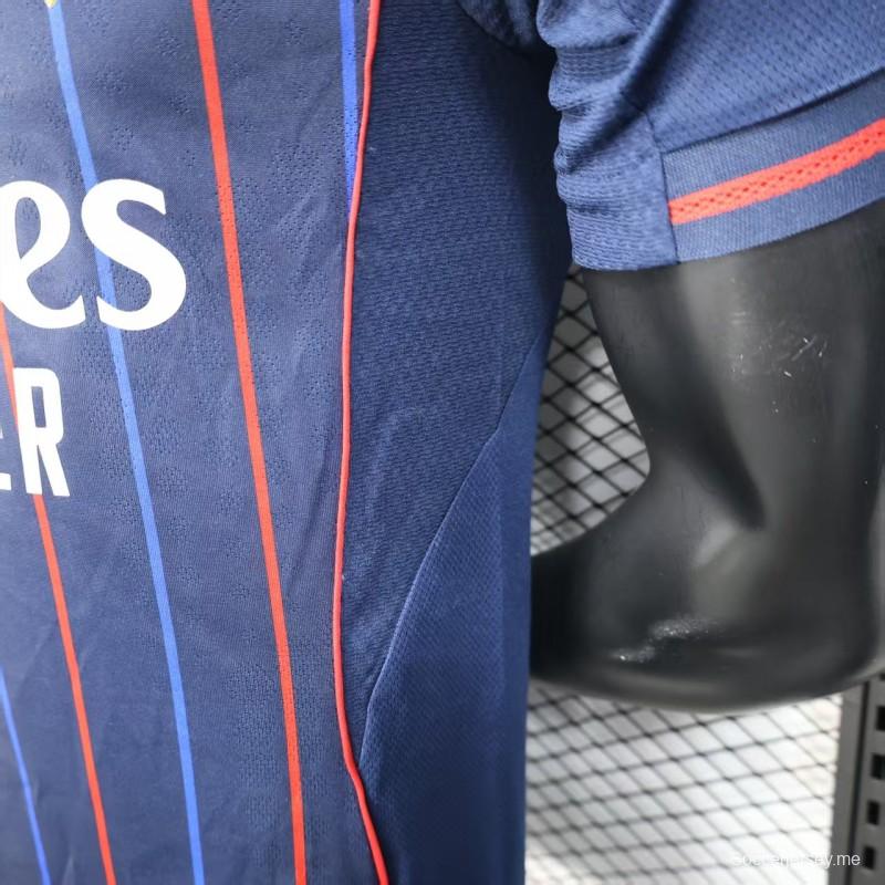 نسخة اللاعب 25/26 قميص أولمبيك ليون/ليون خارج الديار لأولمبيك ليون