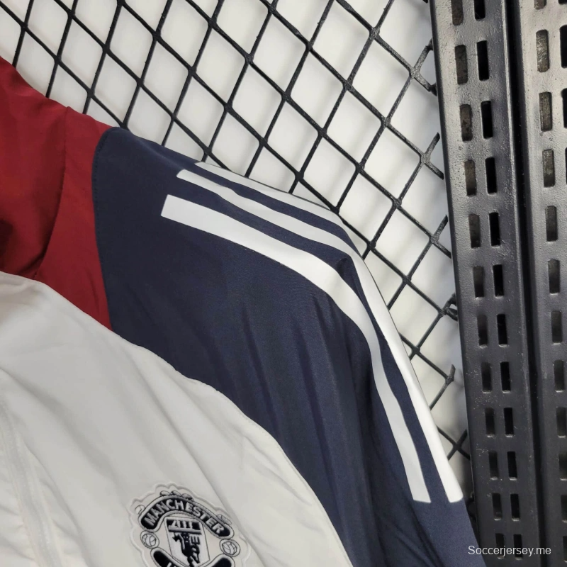 25/26 جاكيت مانشستر يونايتد سترة واقية من الرياح أبيض اللون