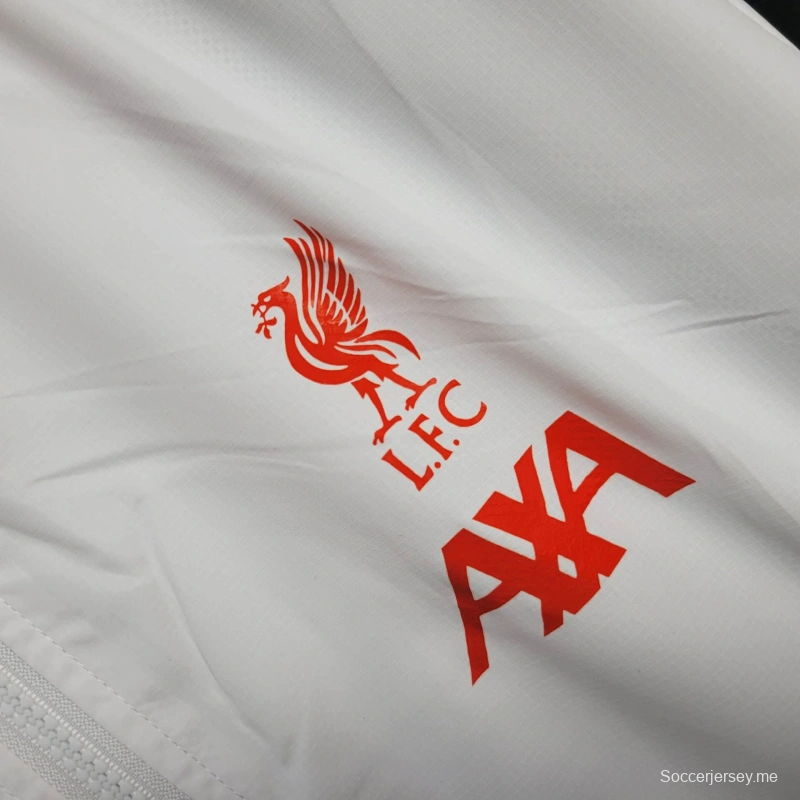 25/26 جاكيت ليفربول سترة واقية من الرياح أبيض اللون أبيض