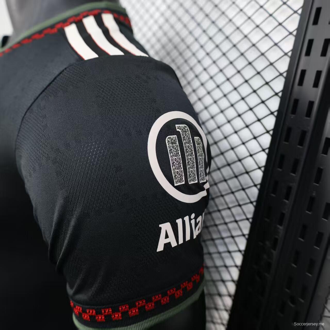 نسخة اللاعب 25/26 قميص بايرن ميونيخ 25/26 مهرجان أكتوبر فيست الأسود