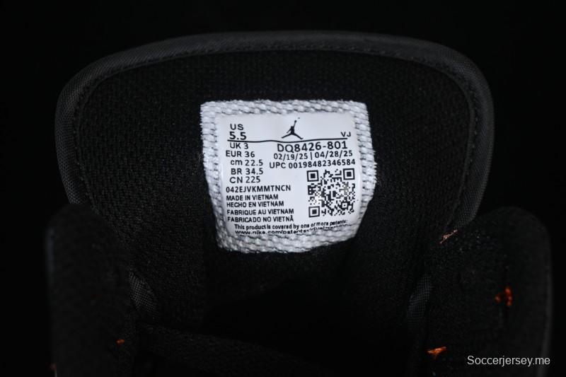 حذاء نايك اير جوردان 1 اير جوردان 1 ميد AJ1 متوسط الطراز الكاجوال بتصميم أسود أبيض برتقالي - DQ8426-801