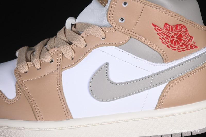 حذاء نايك اير جوردان 1 ميد AJ1 من نايك اير جوردان 1 ميد AJ1 أبيض قمح متوسط القمة كاجوال - DQ8426-200