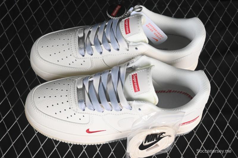 حذاء نايك اير فورس 1 '07 منخفض سوبريم سوبريم بالتعاون مع نايك باللون البيج الرمادي والكريستال سنيكرز كاجوال - XX3168-178