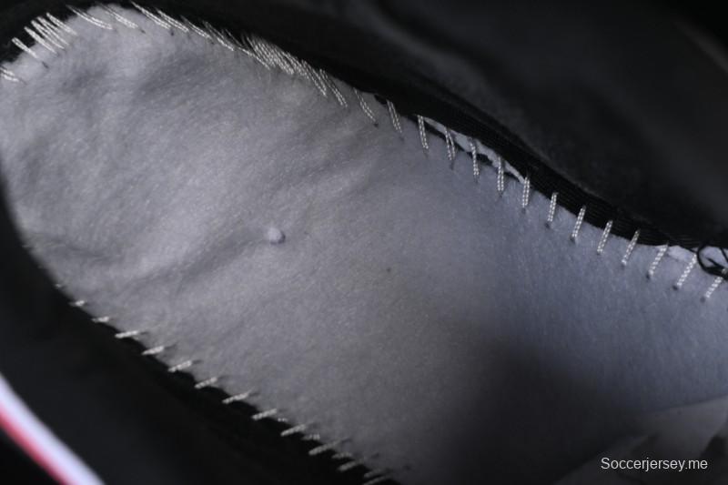 حذاء الجري اير ماكس 90 ريترو من نايك مع وسادة ماكس اير - FB9658-100