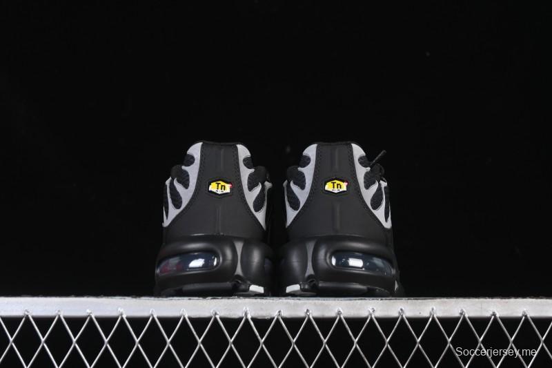 حذاء الجري اير ماكس بلس ريترو من نايك مع وسادة هوائية - HQ3029-001