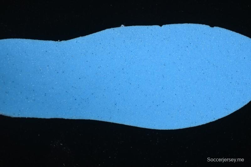 حذاء جري كاجوال ريترو ريترو من نيو بالانس مع توسيد أبزورب - U9060AGT