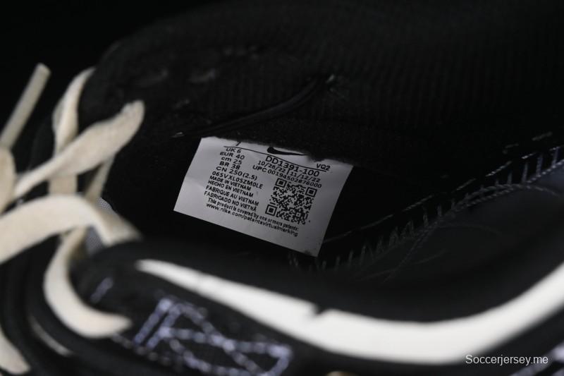 حذاء تزلج نايك SB Dunk Dunk Low Custom Strap ذو الحزام المخصص ذو الرقبة المنخفضة - DD1391-100