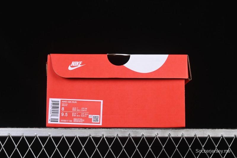 حذاء الجري في2 كيه رونتك رنتك ران من نايك حذاء جري منخفض منخفض الرقبة مبطن مضاد للانزلاق - HV3917-133