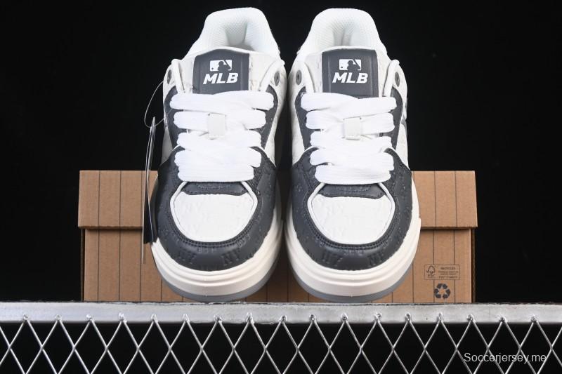 حذاء رياضي كاجوال كاجوال بلاتفورم مكتنزة مطرزة بنقشة Monogram من نيويورك يانكيز MLB - 3ASXE035N50CGS