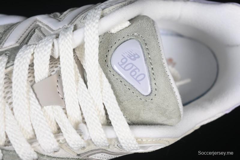 حذاء جري كاجوال ريترو كاجوال من سلسلة NB9060 من نيو بالانس - U9060AUC