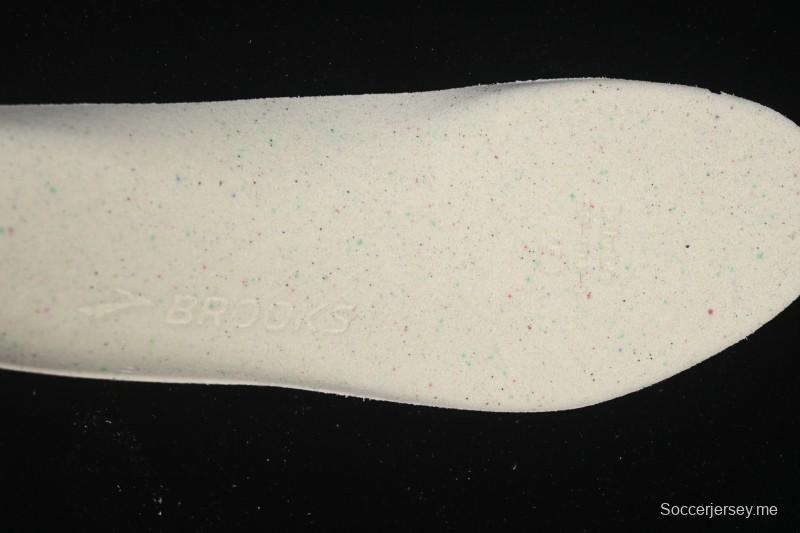 حذاء الجري بروكس جليسرين 22 نيتروجين ماراثون مبطن من بروكس جليسرين 22 - 1104451D052