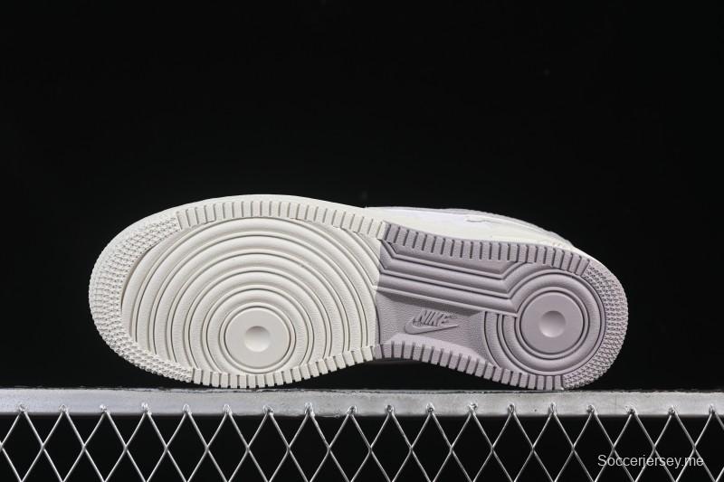 حذاء نايك اير فورس 1'07 المنخفض من نايك اير فورس 1'07 بالتعاون مع غوتشي حذاء رياضي كاجوال أبيض بني فاتح منخفض - YF9511-807