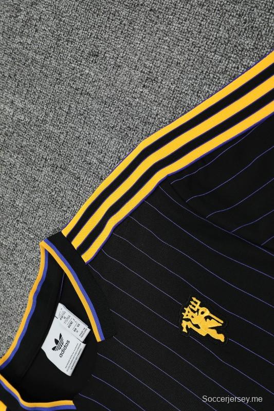 25/26 مانشستر يونايتد قميص بأكمام قصيرة أكمام قصيرة + شورت بأكمام قصيرة نبيذ + قميص مانشستر يونايتد