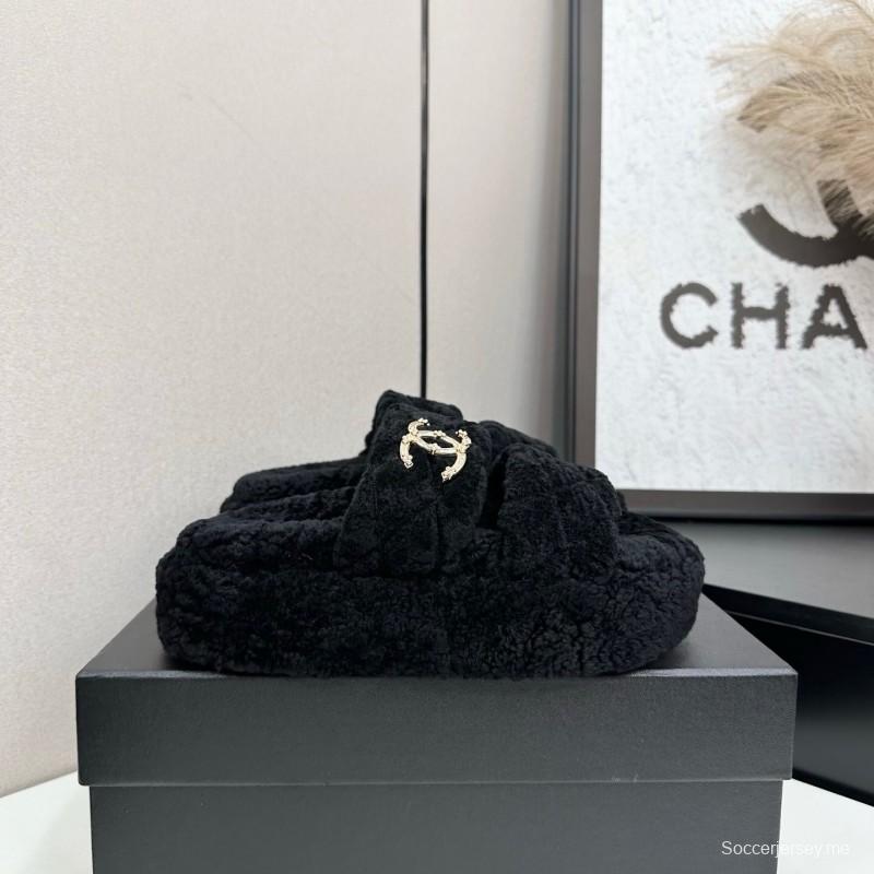 Chanel 2025 SS New Autumn Winter Lazy Sheep Genuine Wool Lazy Slippers Chanel Quilted Platform Fur Slippers - LY00300