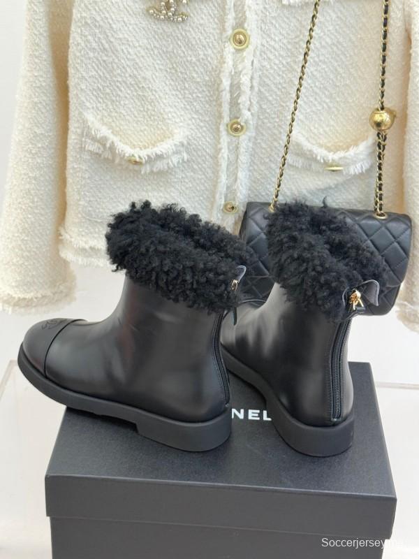 Chanel 25K Series Two-Tone CC Fur Snow Boots - KFY00300