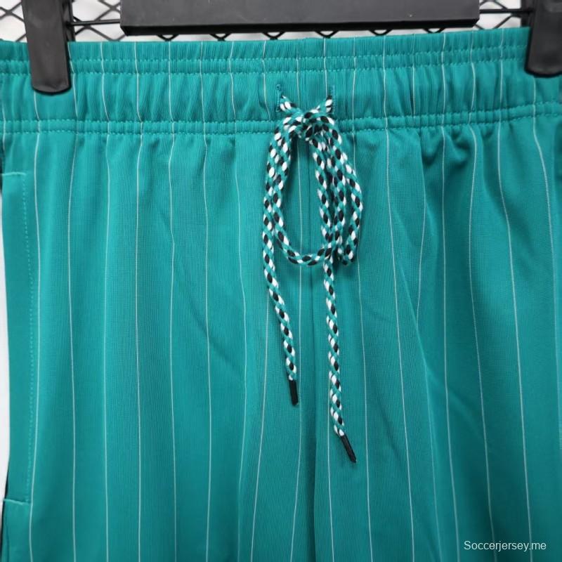 25/26 شورت أديداس ليفربول أديداس أخضر أصلي بخطوط مخضر مخضر