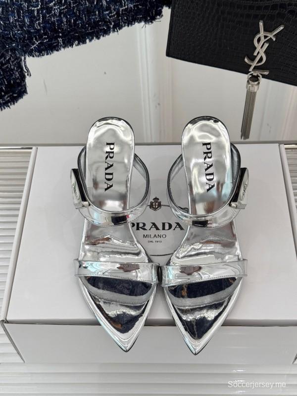 صندل بكعب عالٍ مدبب من برادا بكعب عالٍ مع مشبك مثلث - KFY00280