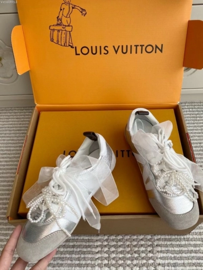 حذاء الباليه الرياضي سنيكرينا من لويس فويتون SNEAKERINA مع رقاقة - AS00350
