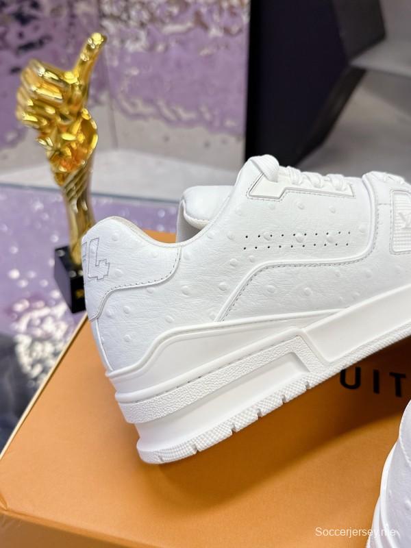 سلسلة أحذية لويس فويتون LV Trainer LV الرياضية الطويلة بنقشة النعام - AS00400