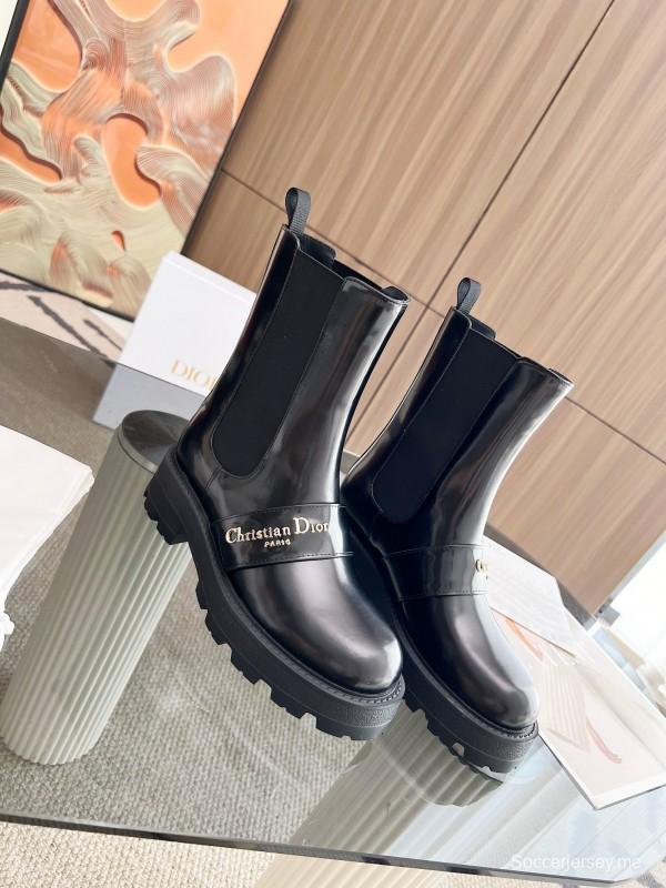 حذاء أظافر كلاسيكي من ديور - LY00340