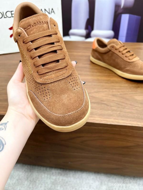 حذاء كاجوال من دولتشي آند غابانا 2025 بتصميم عصري مبالغ فيه - AS00270