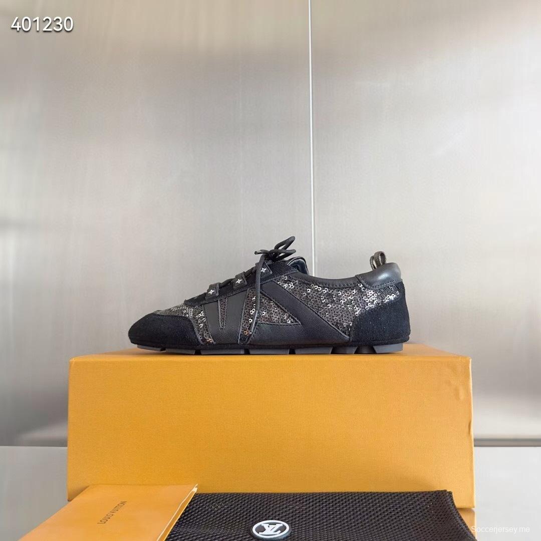 لويس فويتون سنيكرينا سنيكرينا سنيكرينا سنيكرز باليه إصدار ثنائي مع رقاقة - AS00350