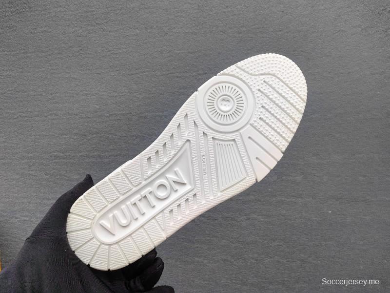 حذاء كاجوال مستوحى من كرة السلة من ليف تارين ترينر - AS00400