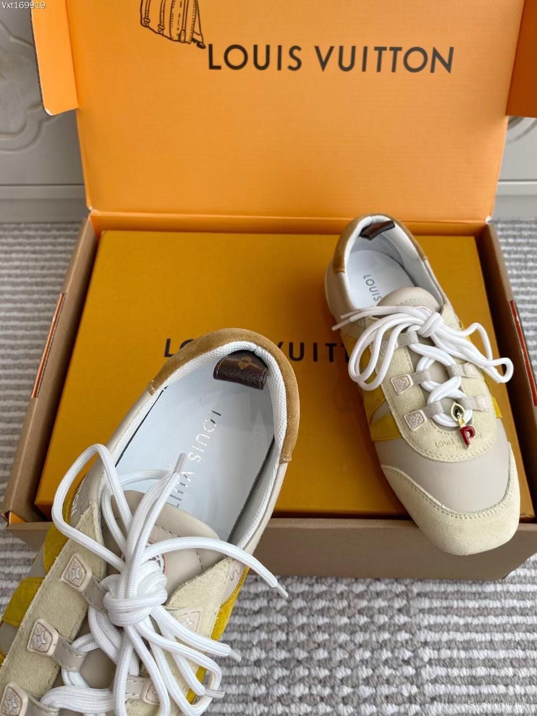 لويس فويتون سنيكرينا سنيكرينا سنيكرينا سنيكرز باليه إصدار ثنائي مع رقاقة - AS00350