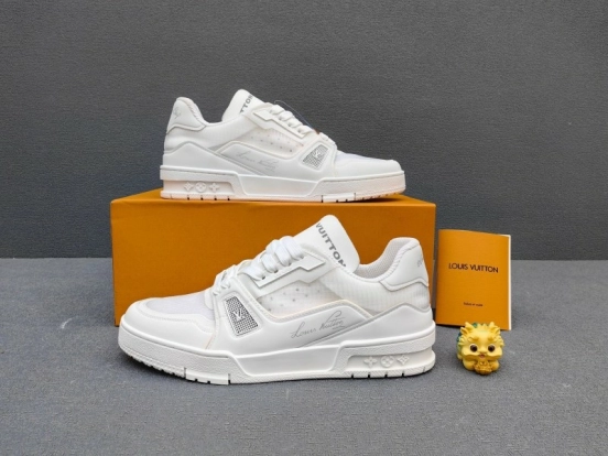 حذاء رياضي ريترو مستوحى من كرة السلة من ليف تارين - AS00400