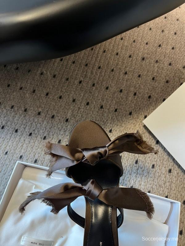 حذاء بعقدة منسوجة يدوياً من ذا رو 25ss - KFY00280