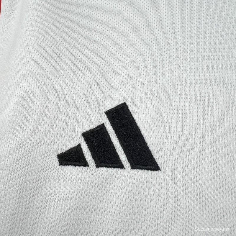 2025/26 قميص بنفيكا الخاص